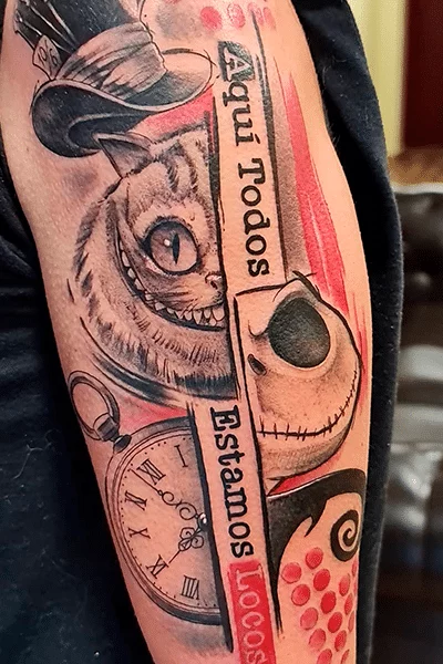 Tatuaje de gato con reloj, estilo ilustración